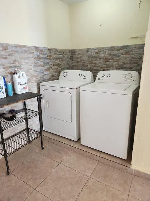 Encanto Caribeno En Levittown Lakes Puerto Rico Holiday home